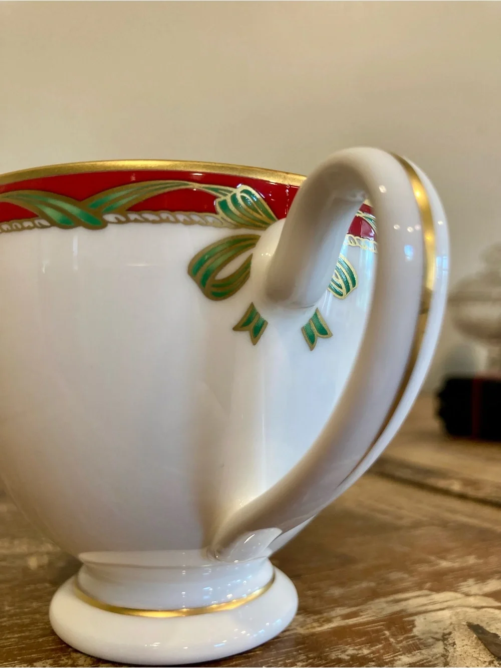 Waterford Holiday Ribbons Teacup Fine China With Red Gold & Green Trim